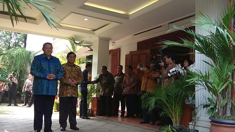 Kedatangan SBY Langsung Disambut Prabowo dan Elite Gerindra
