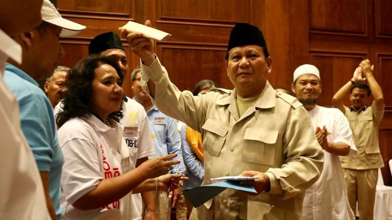 Alumni Lintas SMA se-Jakarta Sumbang Dana Perjuangan ke Prabowo-Sandi