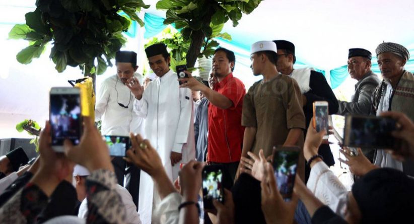 Ceramah di Acara HUT ke-73 MPR, Ustaz Somad Pesan Jaga Persatuan