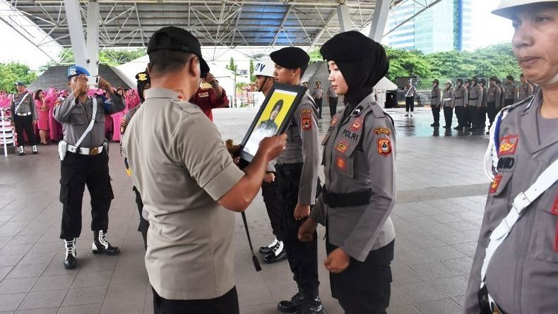 Suami Brigpol D Pernah Pergoki Istrinya Selingkuh di Mobil