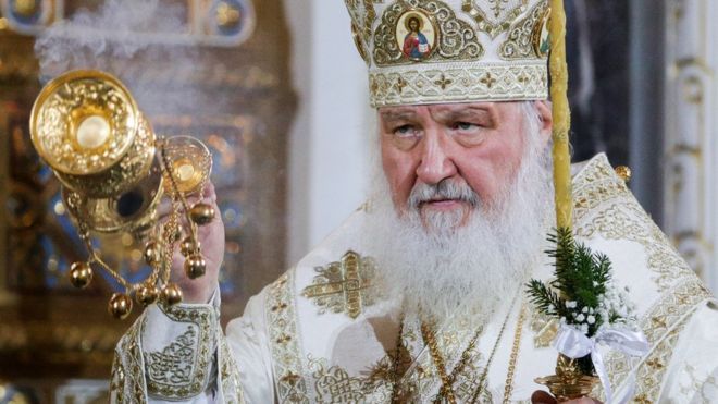 Pemimpin Gereja Ortodoks Rusia: Ketergantungan Ponsel Awal Antikristus