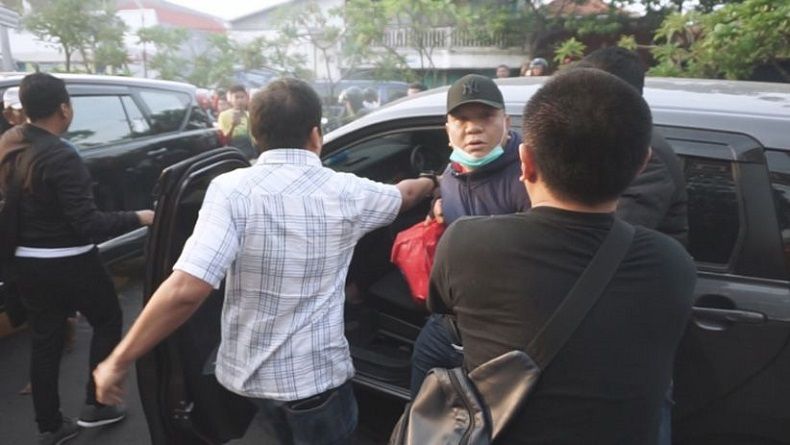 Sosok Wisnu Wardhana, Makzulkan Risma, Loncat Partai, hingga Penjara