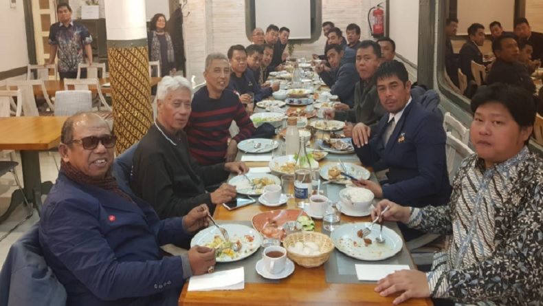 Rombongan Pelatih Indonesia Kunjungi Markas Real Madrid