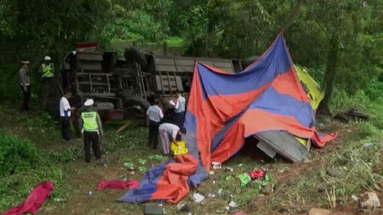 Hasil Olah TKP Kecelakaan Bus Maut di Tol Purbaleunyi, Ban Depan Pecah