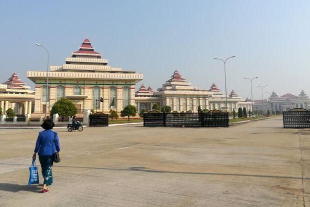 Pria Prancis Dibui karena Terbangkan Drone di Gedung Parlemen Myanmar