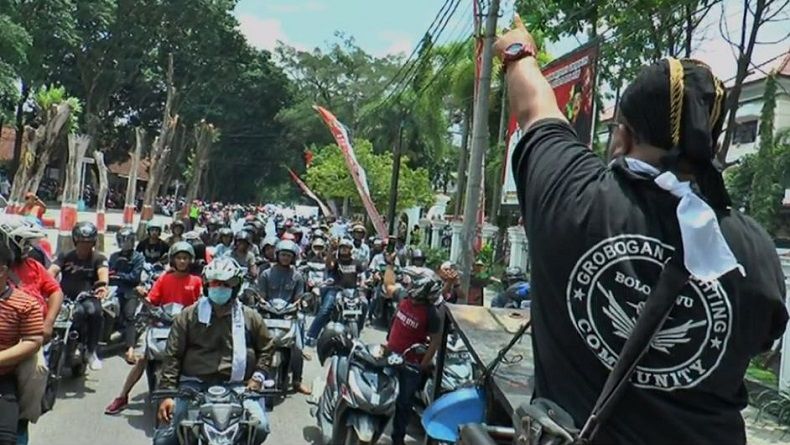 Tuntut Permintaan Maaf Prabowo, Ribuan Warga Grobogan Turun ke Jalan