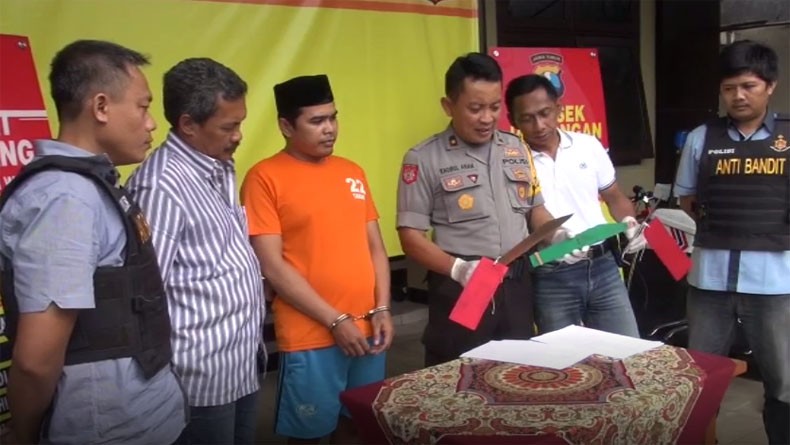 Menolak Berhubungan, Istri Dianiaya Suami Pakai Golok di Surabaya