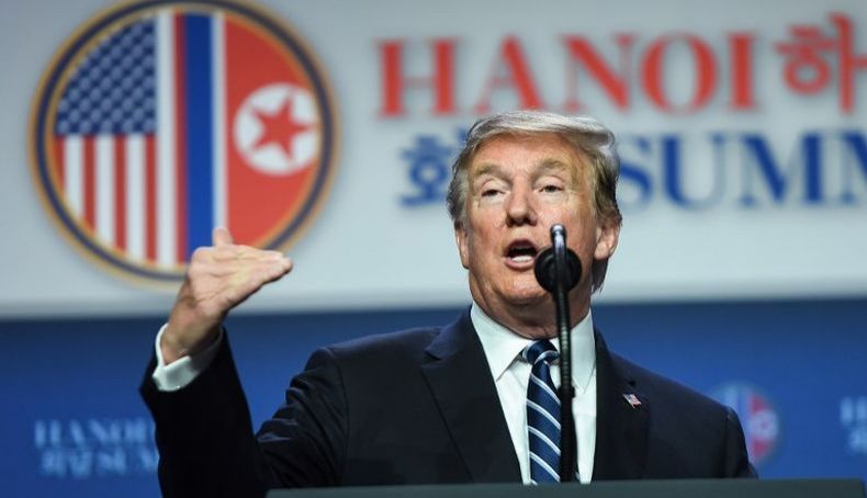 Trump Jelaskan Alasan Pertemuannya dengan Kim Tak Hasilkan Kesepakatan