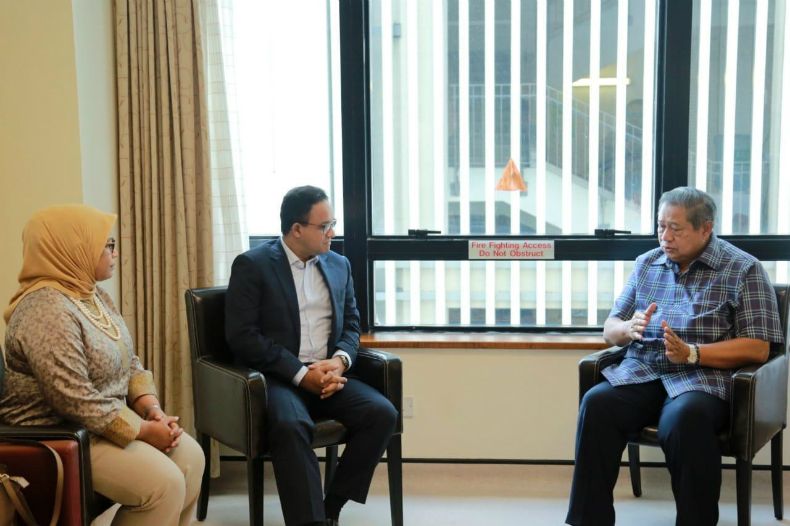 Anies Bertolak ke Singapura Jenguk Ani Yudhoyono
