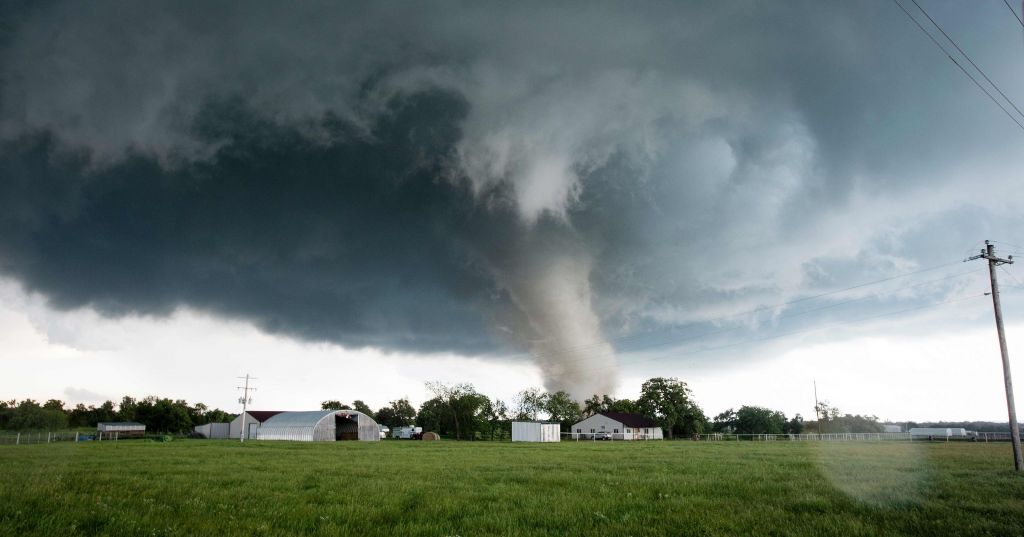Tornado Hantam Sejumlah Wilayah AS, 26 Orang Tewas Puluhan Lainnya Luka-Luka