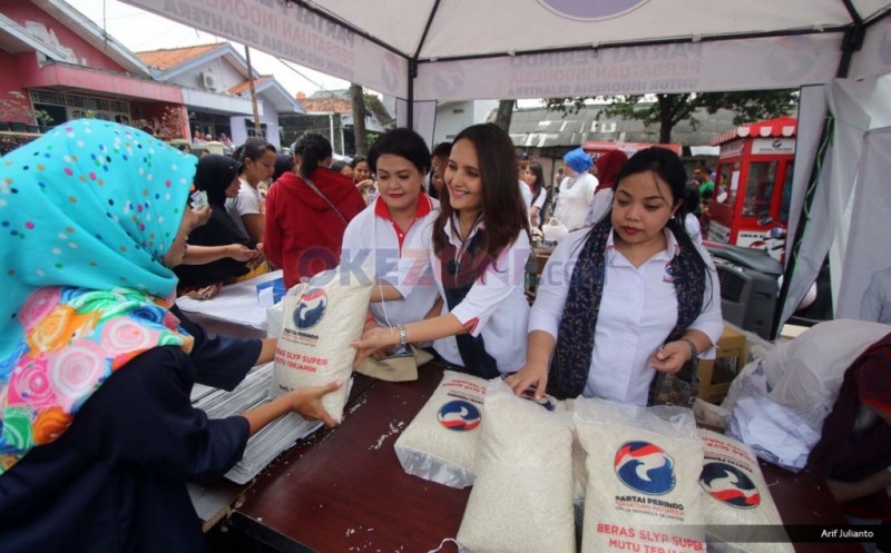 Lewat Bazar Murah, Perindo Ringankan Beban Warga Tak Mampu di Bekasi