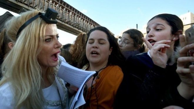 Ribuan Yahudi Ultra-Orthodoks dan Liberal Bentrok di Tembok Ratapan