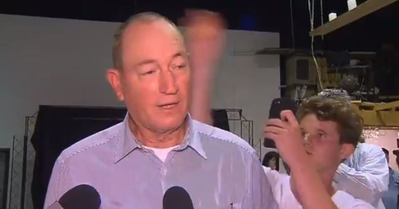 Salahkan Imigran Muslim soal Penembakan, Senator Aussie Dilempar Telur