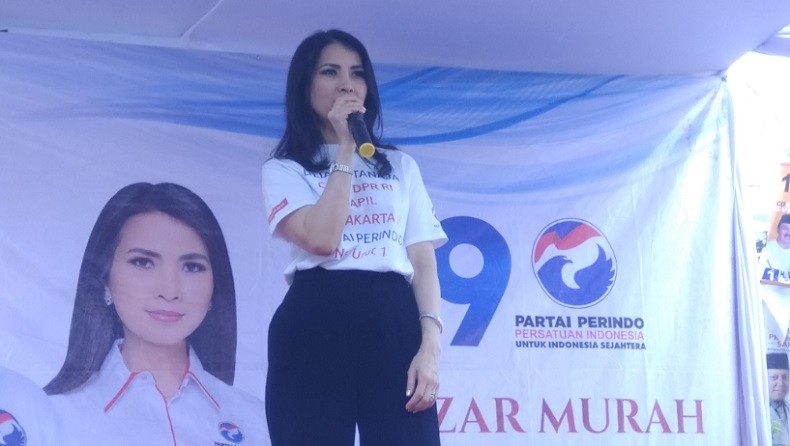 Liliana Tanaja Tanoesoedibjo Edukasi Warga Pilih Partai yang Benar