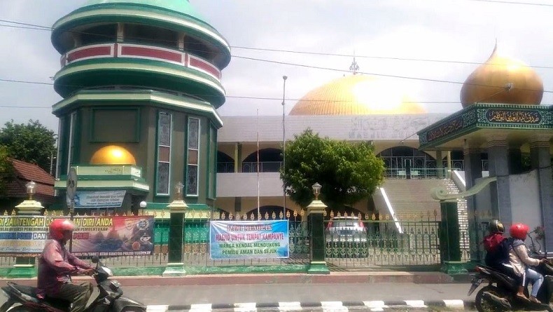 Jelang Pemilu, Spanduk Tolak Politisasi Masjid Marak di Kendal