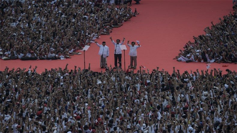 Kampanye Akbar di GBK, Ma'ruf Amin: 17 April Kita Putihkan TPS