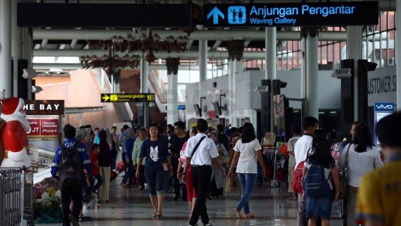 Penumpang di Bandara Soekarno-Hatta Kecewa Tak Bisa Mencoblos