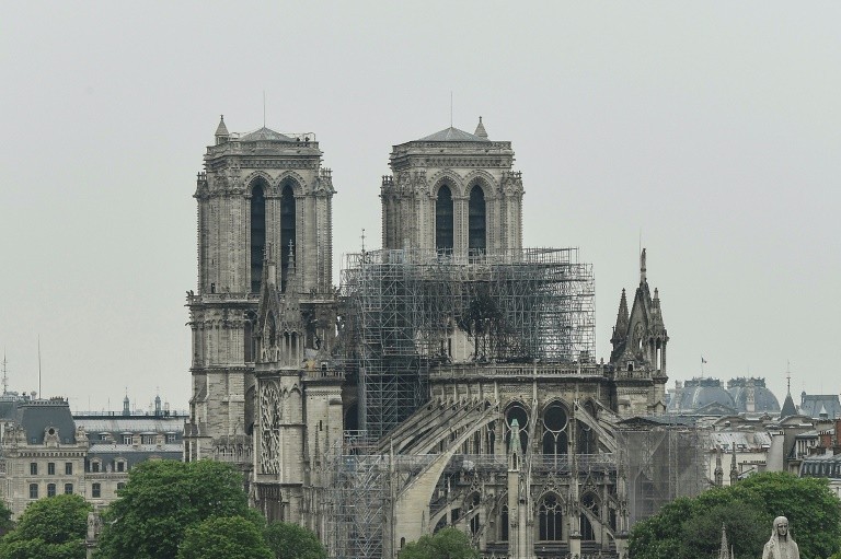 Kebakaran Katedral Notre Dame Diduga Disebabkan Korsleting Listrik