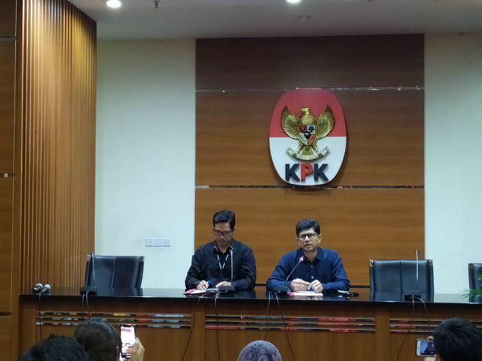 Kronologi OTT Hakim PN Balikpapan, Transaksi Haram di Area Parkir