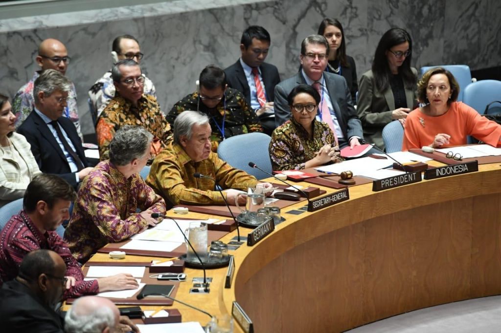 Indonesia Pimpin Sidang DK PBB, Banyak Peserta Kenakan Batik