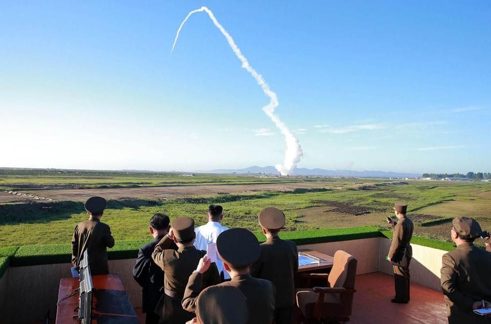 Selang 5 Hari, Korea Utara Tembakkan Rudal Lagi