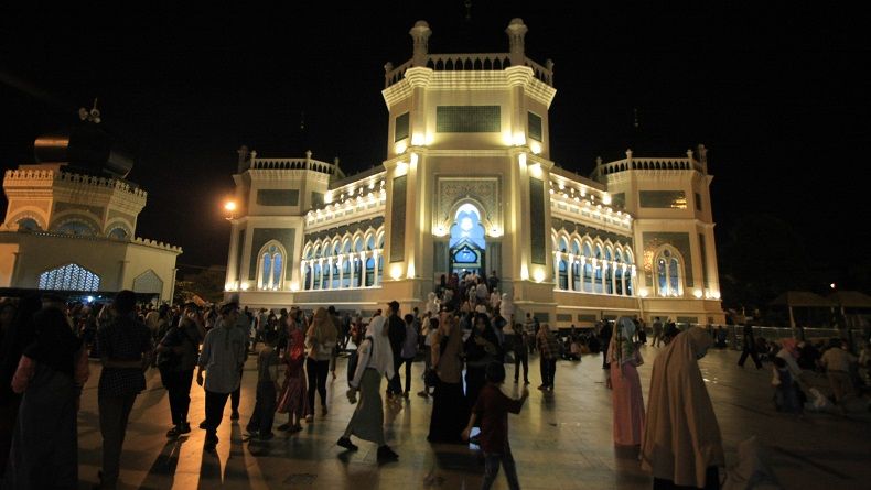 Masjid Al Mashun, Tonggak Sejarah Penyebaran Agama Islam di Medan