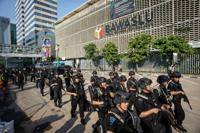 Polisi Buka Jalan Wahid Hasyim, Thamrin-Bundaran HI Masih Ditutup