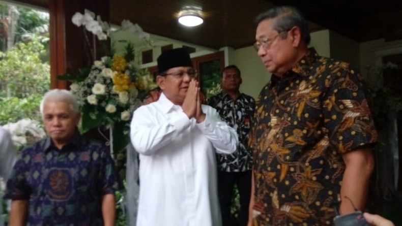 Prabowo: Bu Ani seorang Tokoh, Istri yang Hebat