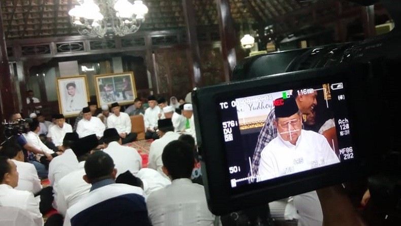SBY Gelar Tahlilan Tujuh Hari Wafatnya Ani Yudhoyono