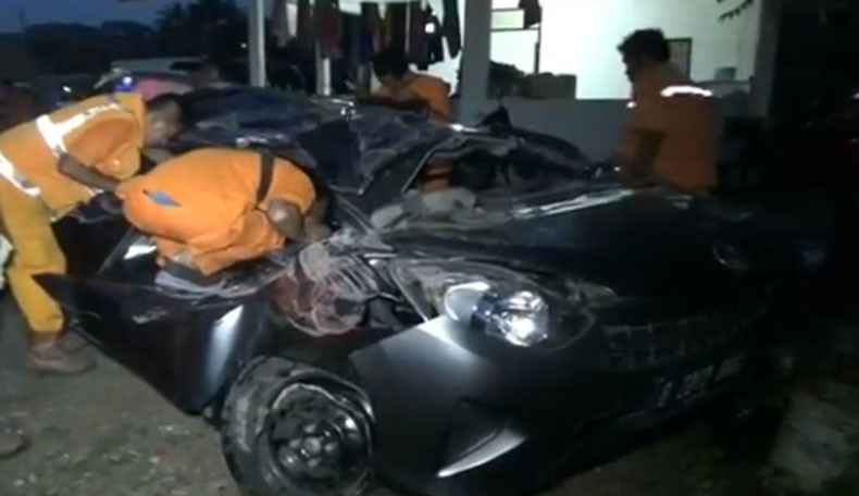 Truk Kontainer Tabrak 6 Kendaraan di Tol Purbaleunyi Diduga Rem Blong, 9 Luka