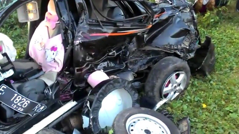 Kronologi Mobil Tertabrak Kereta di Indramayu hingga Tewaskan Seluruh Penumpang