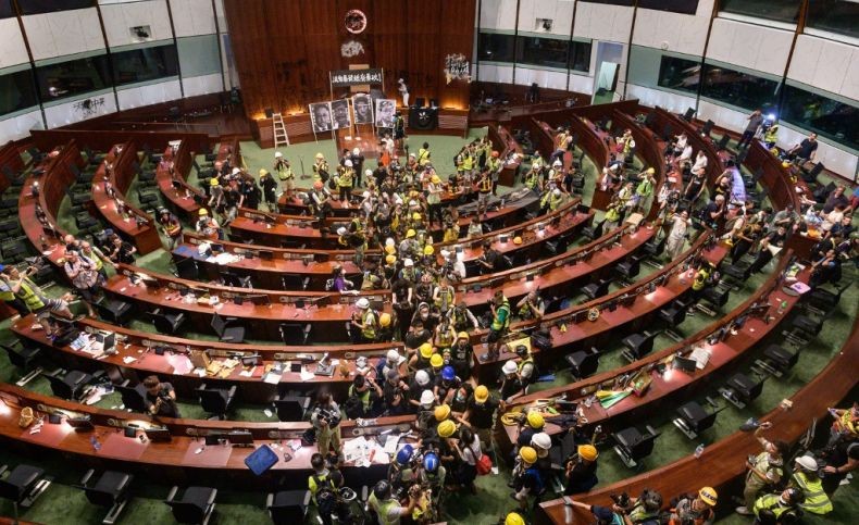 PNS di HKSAR Wajib Ucapkan Sumpah Jabatan, Jika Menolak Bisa Dipecat