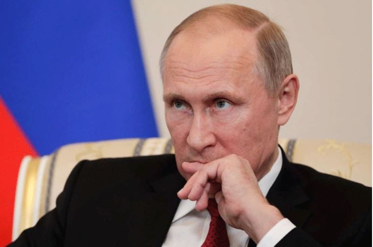 Putin Sebut Kapal Selam yang Terbakar Kerugian Besar, Perintahkan Penyelidikan
