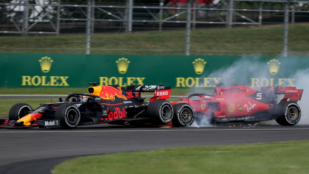Verstappen Beberkan Kondisi Mobil di Garis Finis Usai Diseruduk Vettel