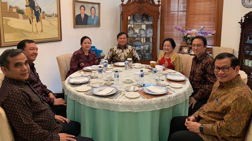 Usai Makan Siang, Prabowo Puji Nasi Goreng Masakan Mega