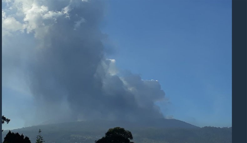 PVMBG Evaluasi Status Gunung Tangkuban Parahu Pascaerupsi