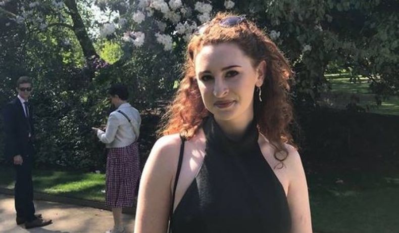 Mahasiswi Cantik Cambridge Tewas Setelah Jatuh dari Pesawat di Madagaskar