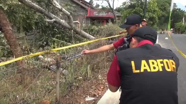 Kasus Ledakan Kabel SUTET di Gunungpati, Tim Labfor Polri Periksa Ranting Pohon
