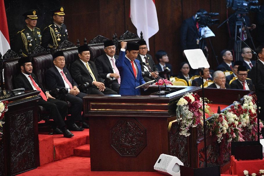 Jokowi: Organisasi yang Tumpang Tindih Harus Digabung