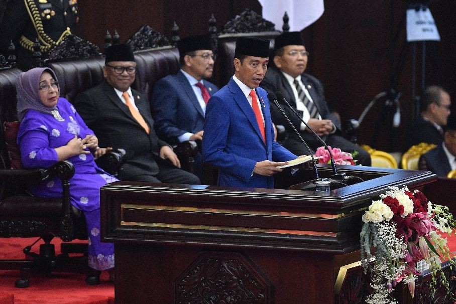 Mutasi Besar-Besaran Polri, Putra Mantan Kapolri Jadi Ajudan Presiden Jokowi