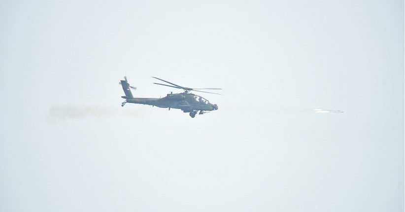 Heli Apache AH-64E Unjuk Kemampuan di Latancab Kartika Yudha 2019 