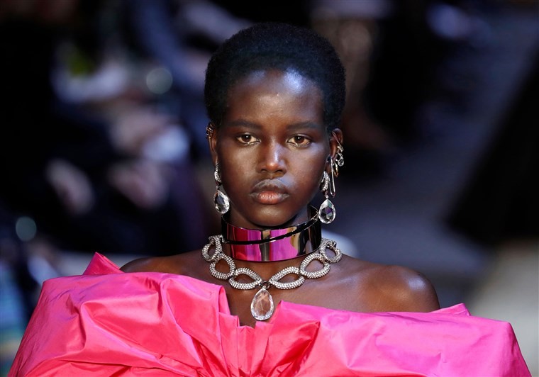 Supermodel Kulit Hitam Ini Kecam Majalah Australia karena Keliru Terbitkan Foto
