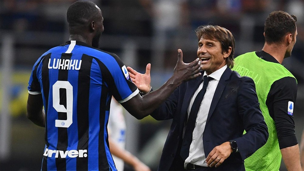 Conte Sindir Tuchel Tak Bisa Maksimalkan Sihir Lukaku