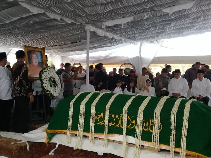 SBY: Ibunda Tersayang Selamat Jalan, Semoga Dipertemukan dengan Ani Yudhoyono