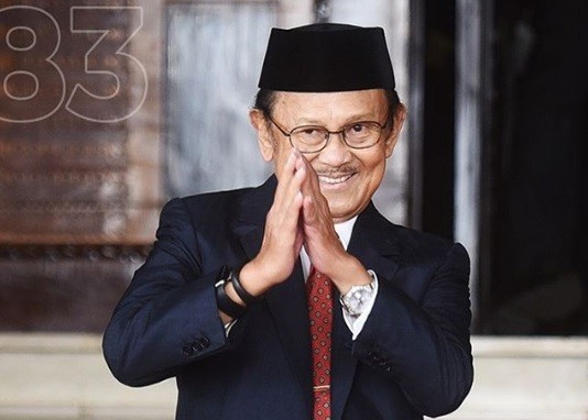 BJ Habibie Jadi Idola dan Sosok Motivator bagi Posan Tobing