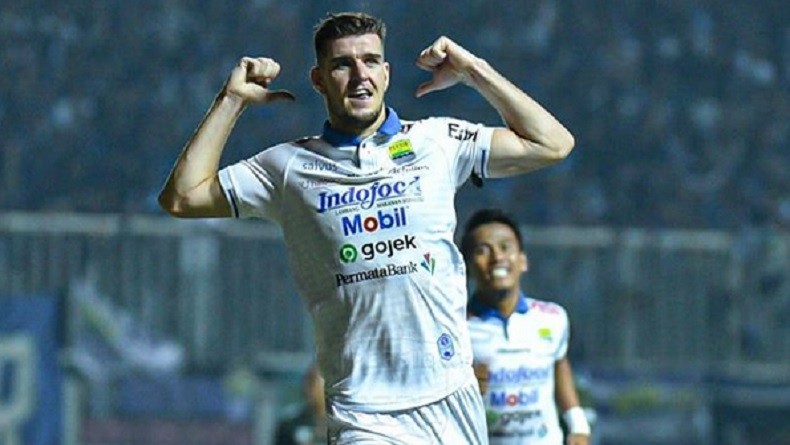 Digoda Klub Lain, Nick Kuipers Pilih Setia dengan Persib Bandung