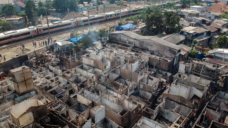 Ponsel Meledak Diduga Penyebab Kebakaran 129 Rumah di Jatinegara