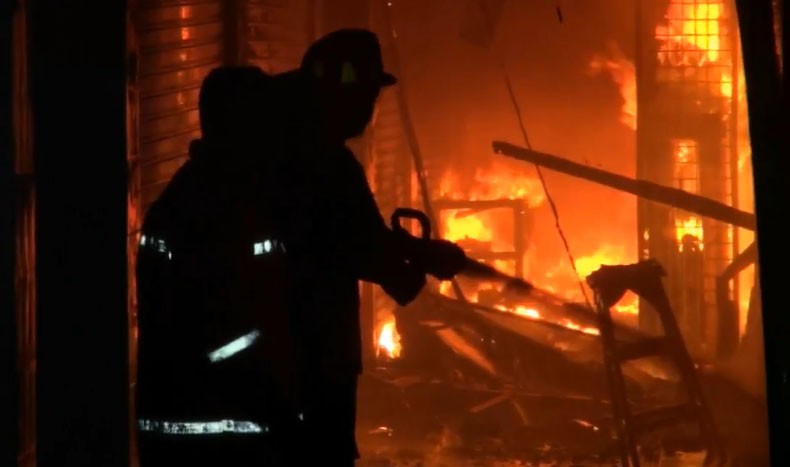Ratusan Kios di Pasar Kalijati Subang Ludes Terbakar, Kerugian Ratusan Juta Rupiah