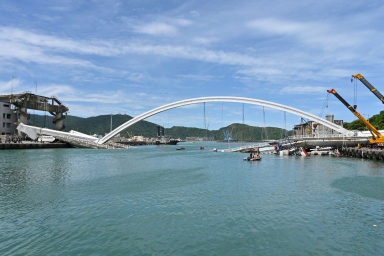Jembatan Ambruk di Taiwan: 4 Jenazah Ditemukan, 2 Lain Masih Hilang