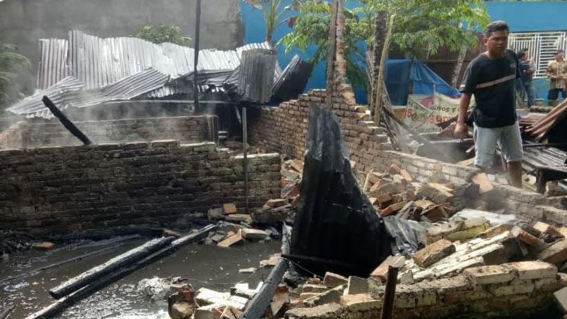 Kebakaran di Medan Helvetia, 7 Rumah di Jalan Kapten Muslim Ludes Dilalap Api